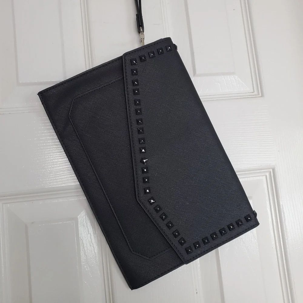Steve Madden‎ Black Studded Envelope Clutch Crossbody Bag Saffiano Handbag